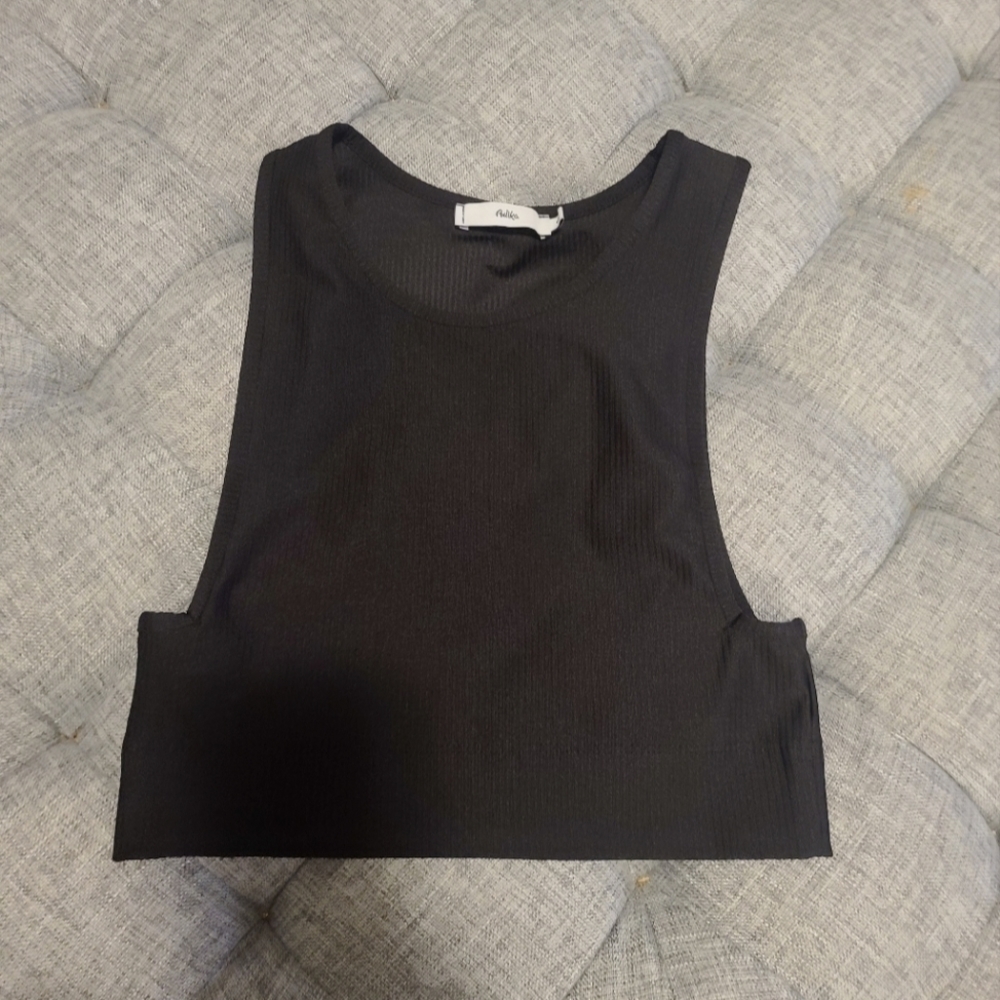 ADIKA top size small